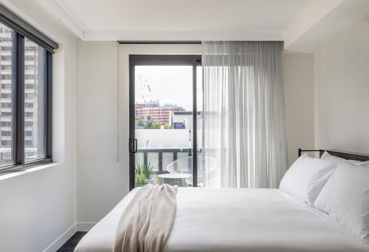 Lancemore Crossley St. Melbourne Exterior photo A bedroom at the Hotel