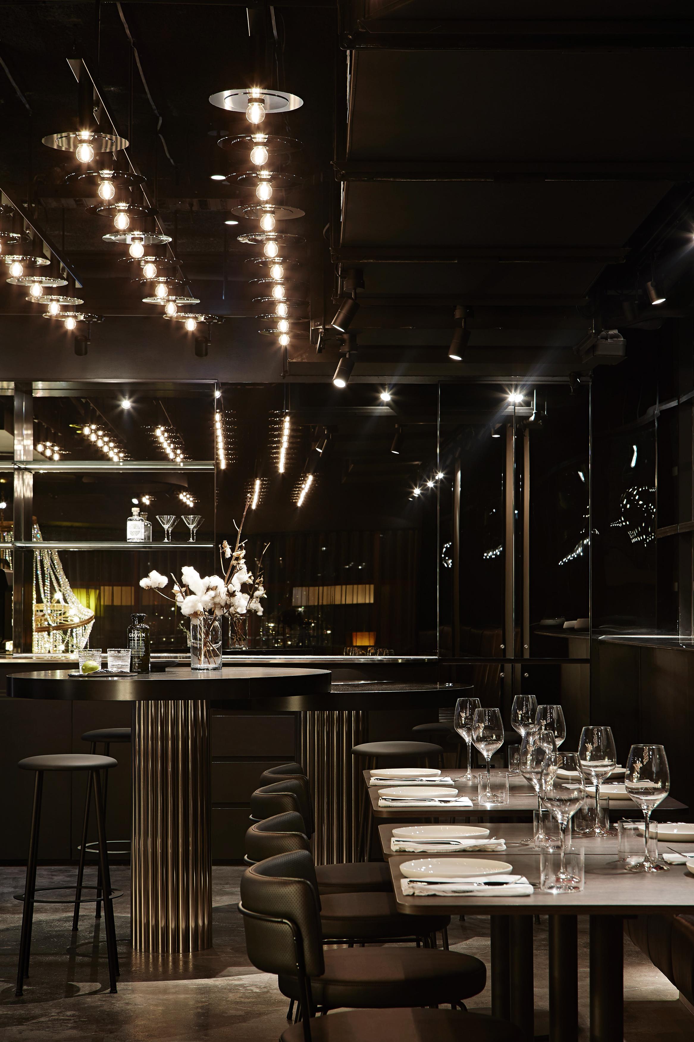 Lancemore Crossley St. Melbourne Exterior photo The interior of the restaurant