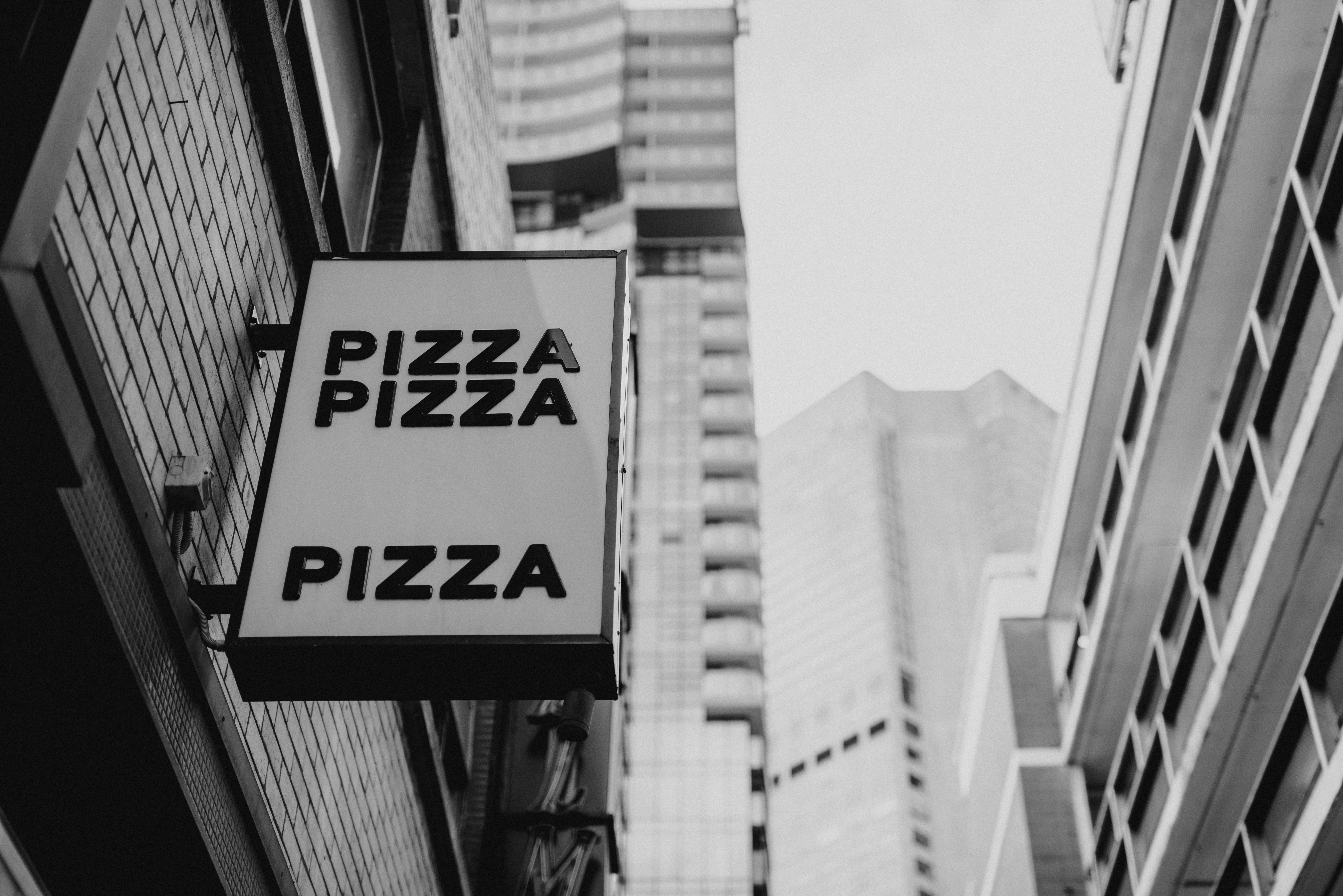 Lancemore Crossley St. Melbourne Exterior photo Pizza Pizza signage in Toronto