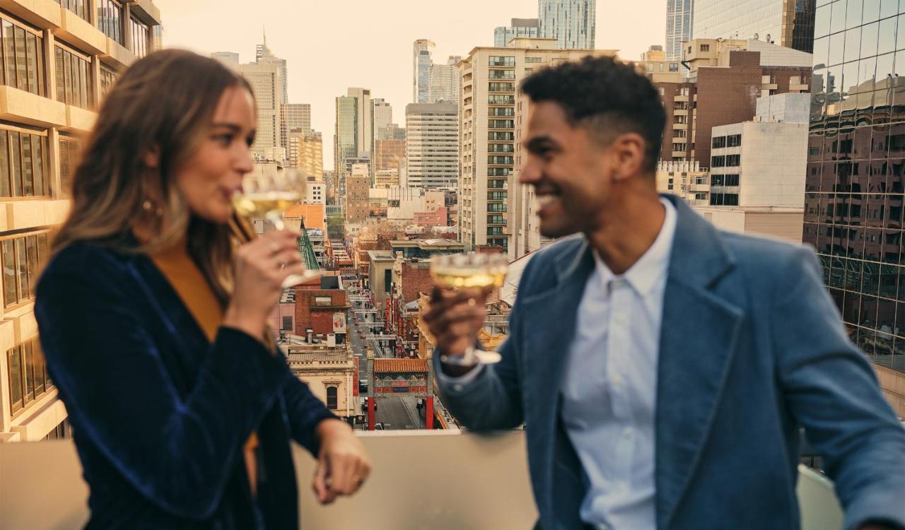 Lancemore Crossley St. Melbourne Exterior photo A couple drinking champagne