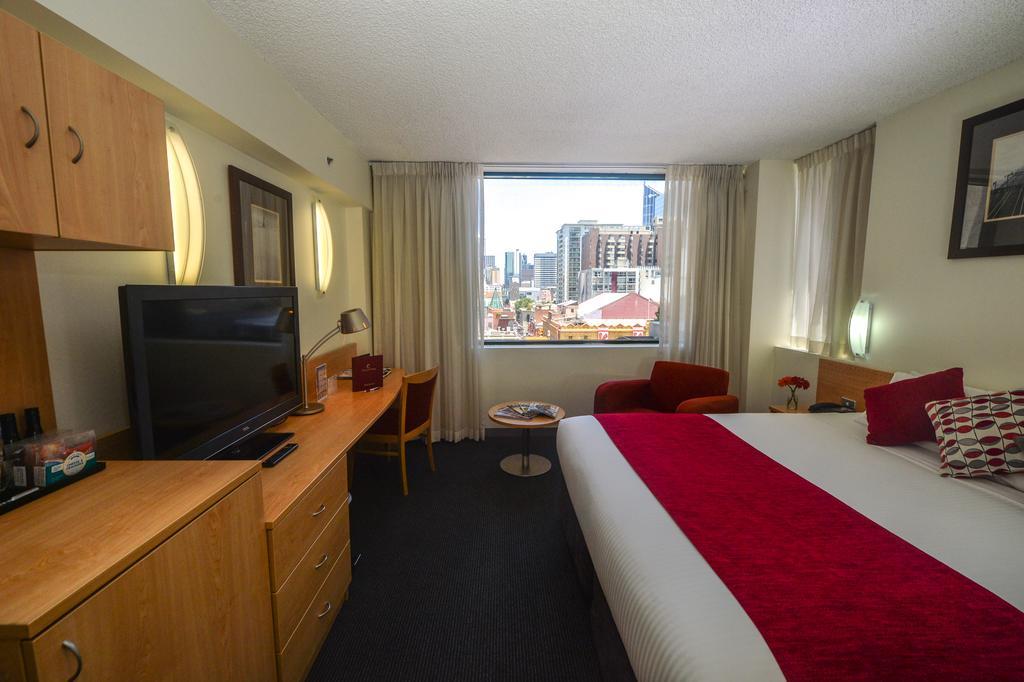Lancemore Crossley St. Melbourne Exterior photo A room at the hotel