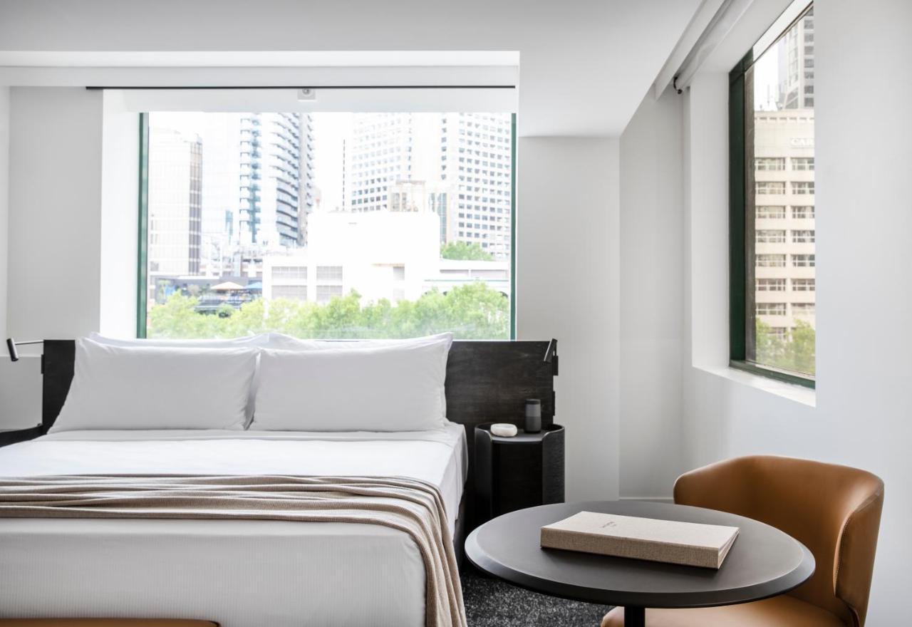 Lancemore Crossley St. Melbourne Exterior photo A room at the Hotel
