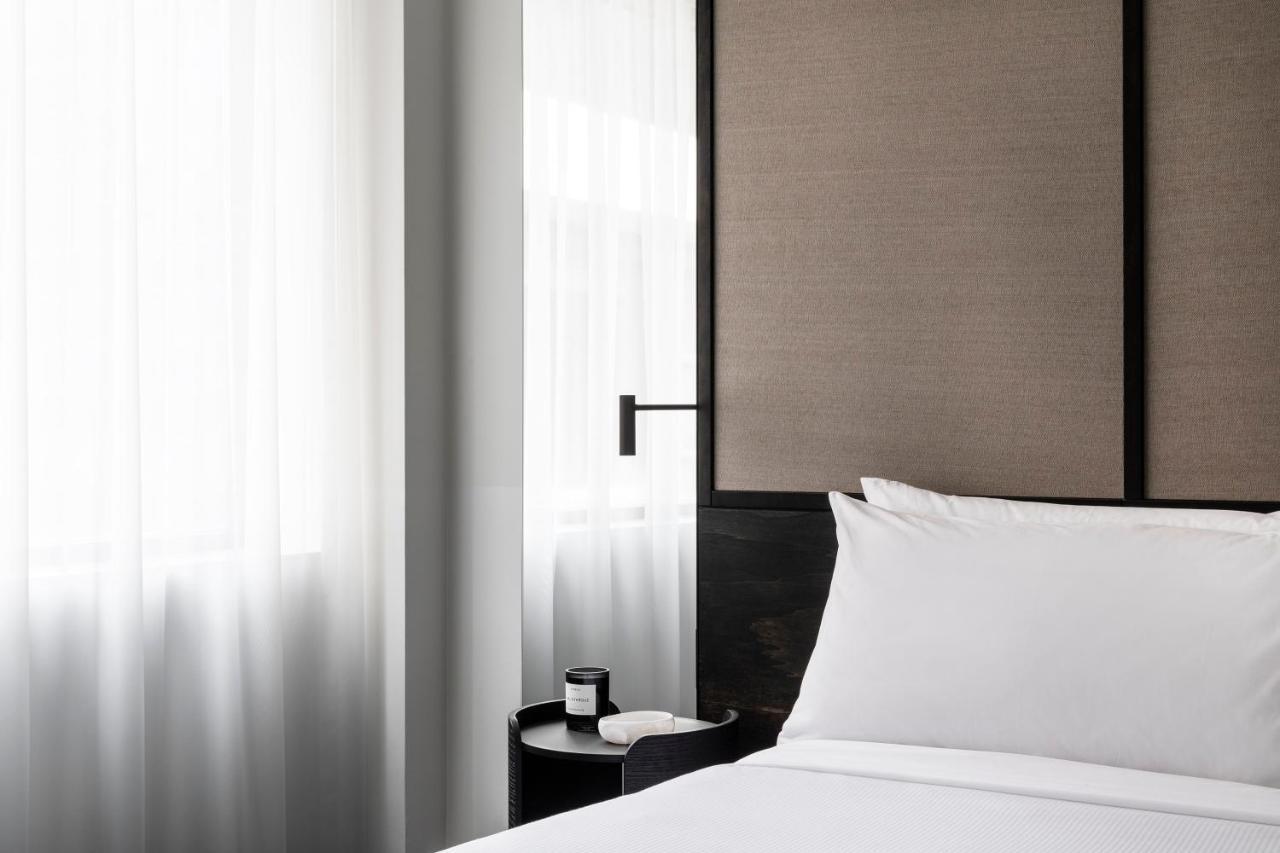 Lancemore Crossley St. Melbourne Exterior photo A bedroom at The Standard East Village